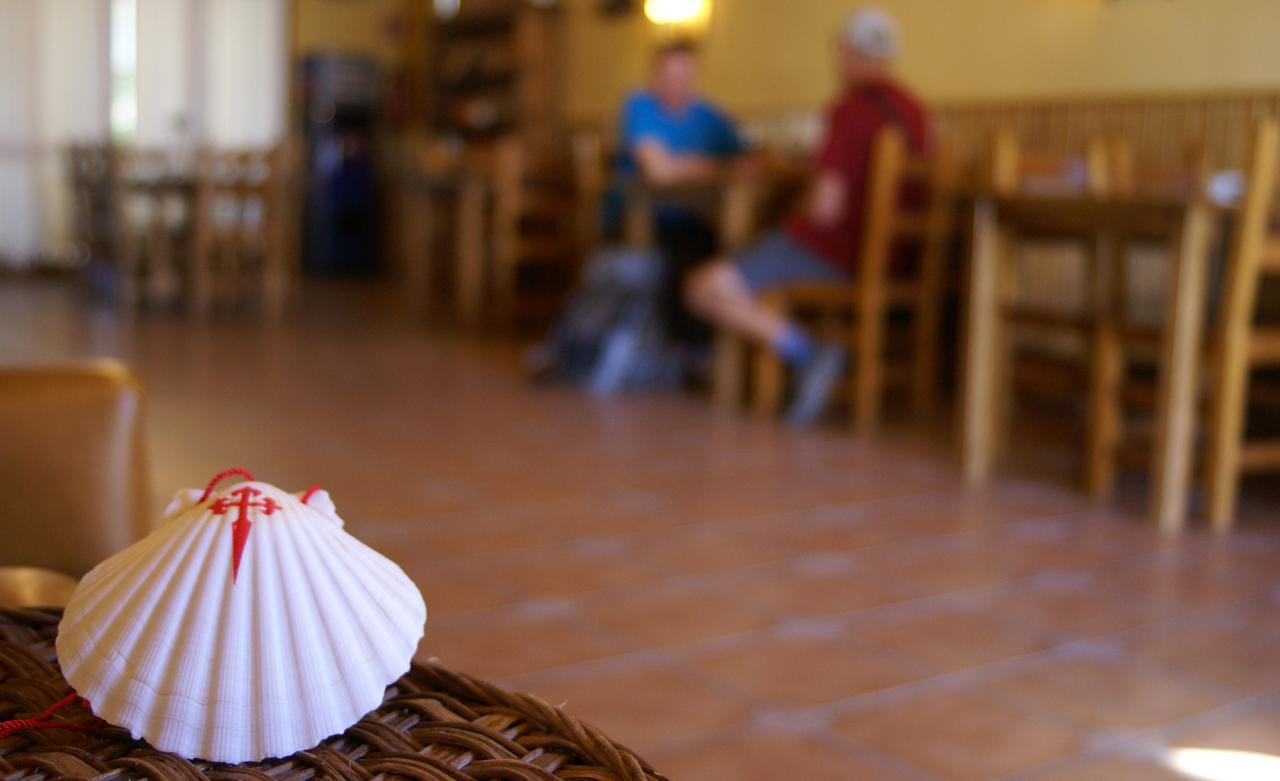 Hostal Camino Del Perdon Uterga Buitenkant foto