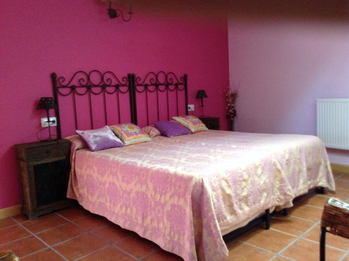Hostal Camino Del Perdon Uterga Buitenkant foto